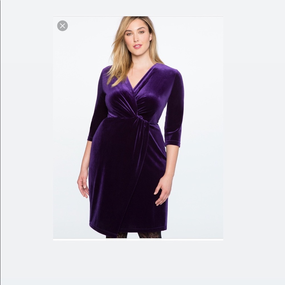 Plus 18 Eloquii Twist Front Velvet Wrap Dress NWT
